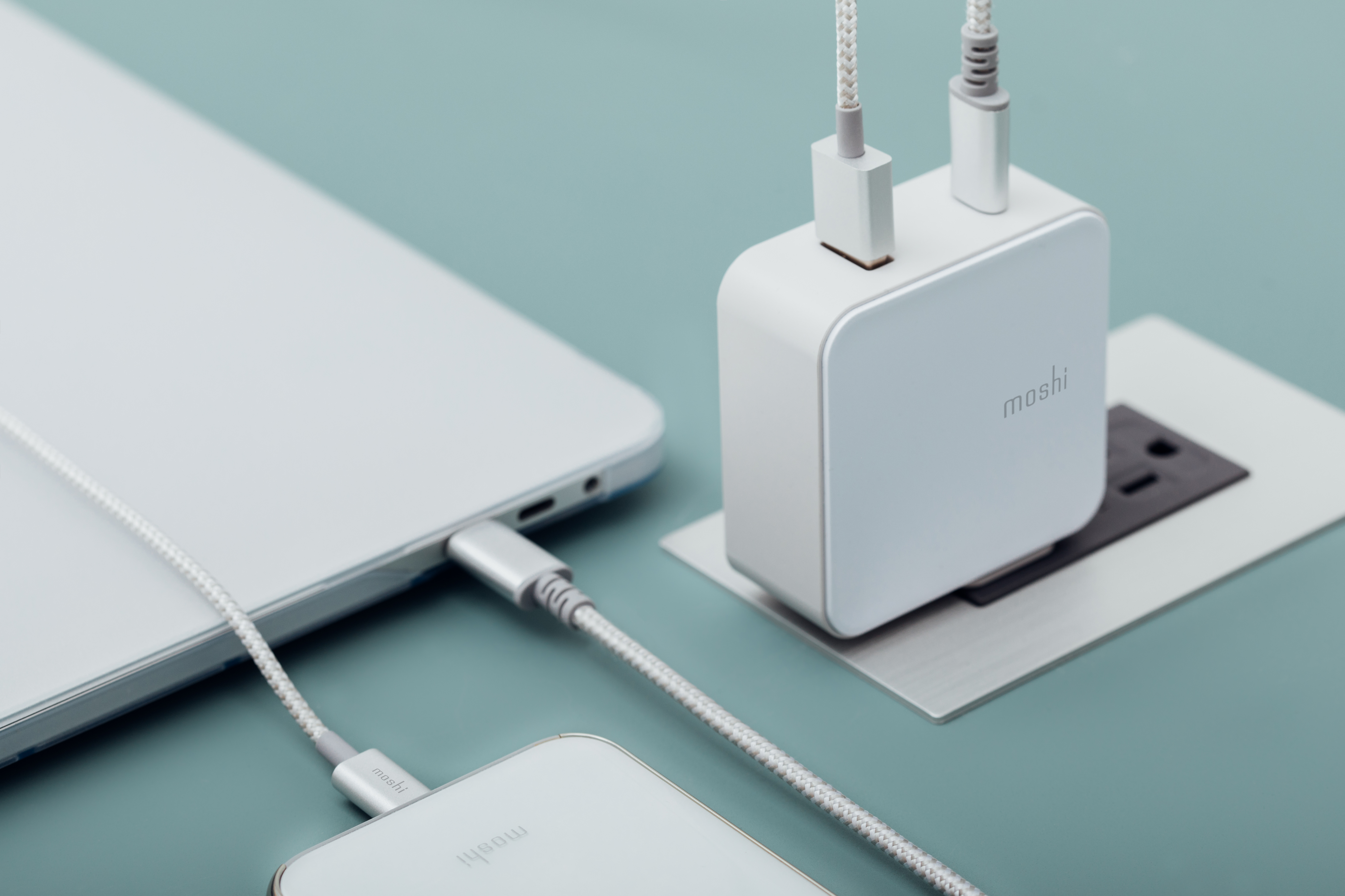 ProGeo_USB-C_with_USB_Port_LS_01.jpg